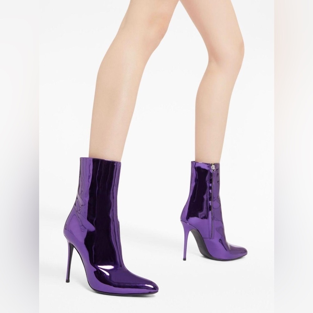 Giuseppe Zanotti Brytta 105mm Patent High Heel Ankle Booties in Purple - NWT